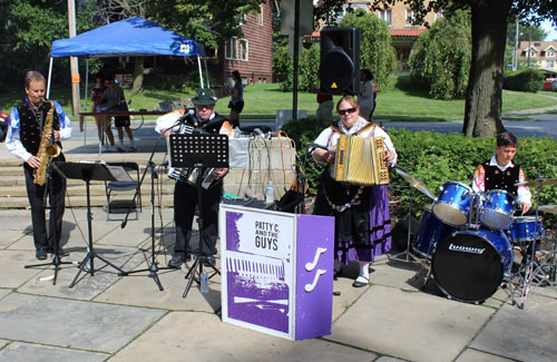 Band in the Slovenian Garden on One World Day